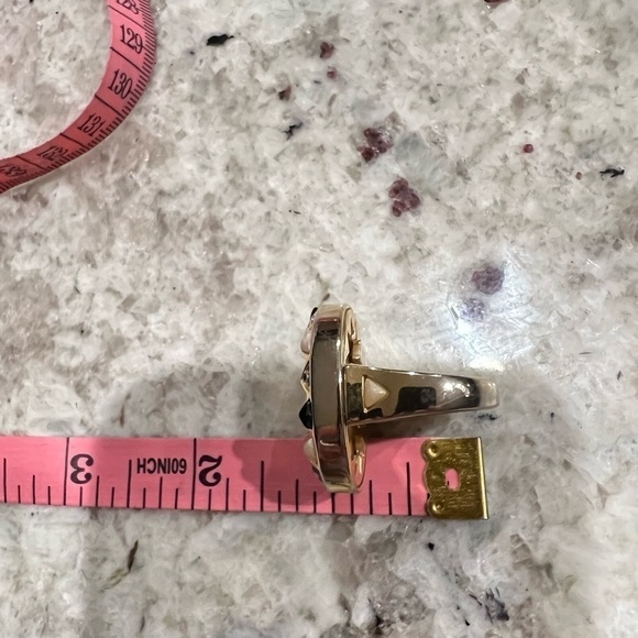 House of Harlow Statement Cocktail Ring gold tone and pale yellow stone, size 7 - Picture 13 of 16